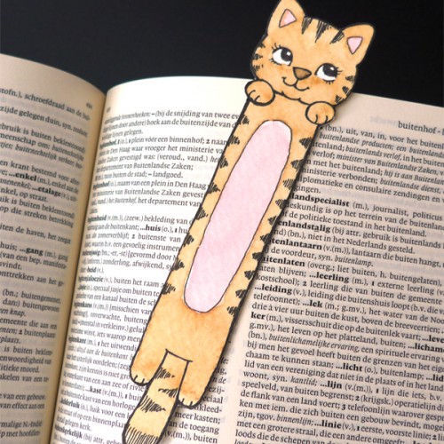 028-Bookmark-Cat-photo-small